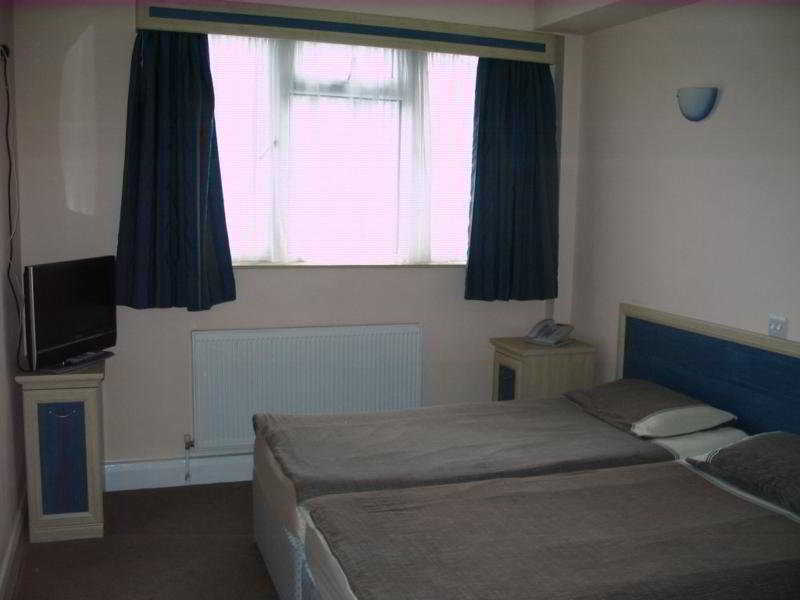 St Georgio Hostel Ίλφορντ Εξωτερικό φωτογραφία