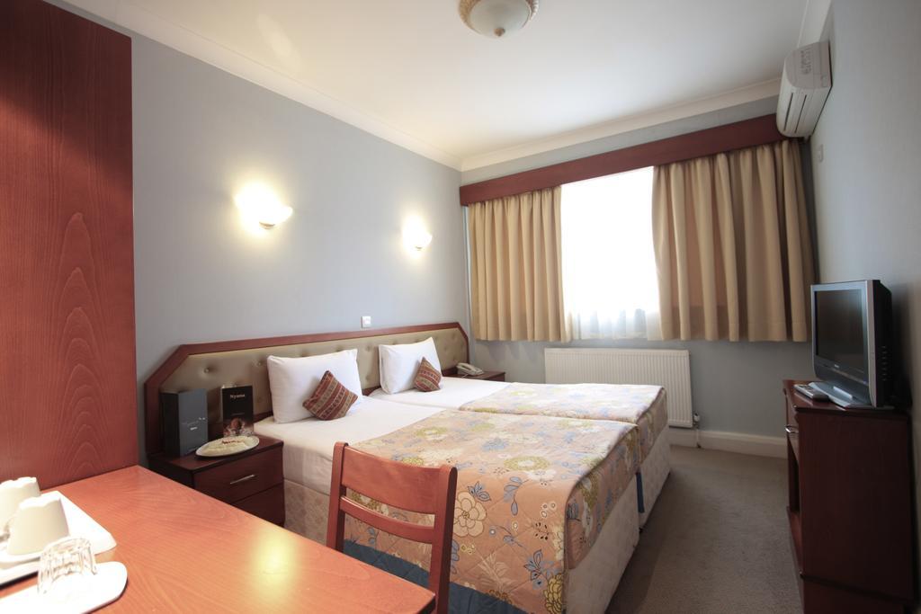 St Georgio Hostel Ίλφορντ Εξωτερικό φωτογραφία