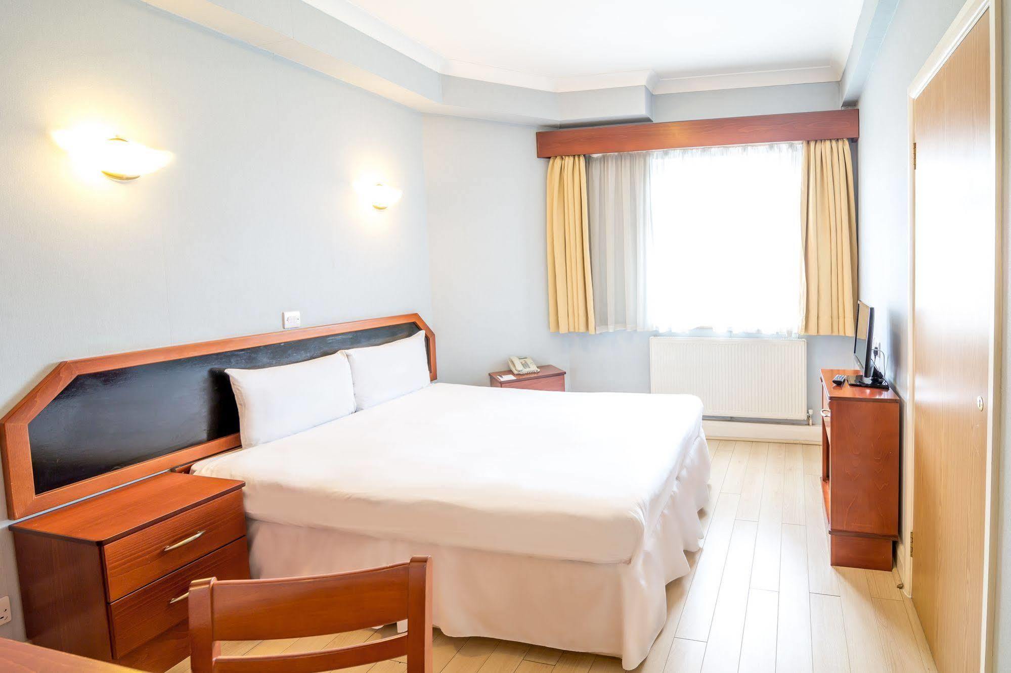 St Georgio Hostel Ίλφορντ Εξωτερικό φωτογραφία