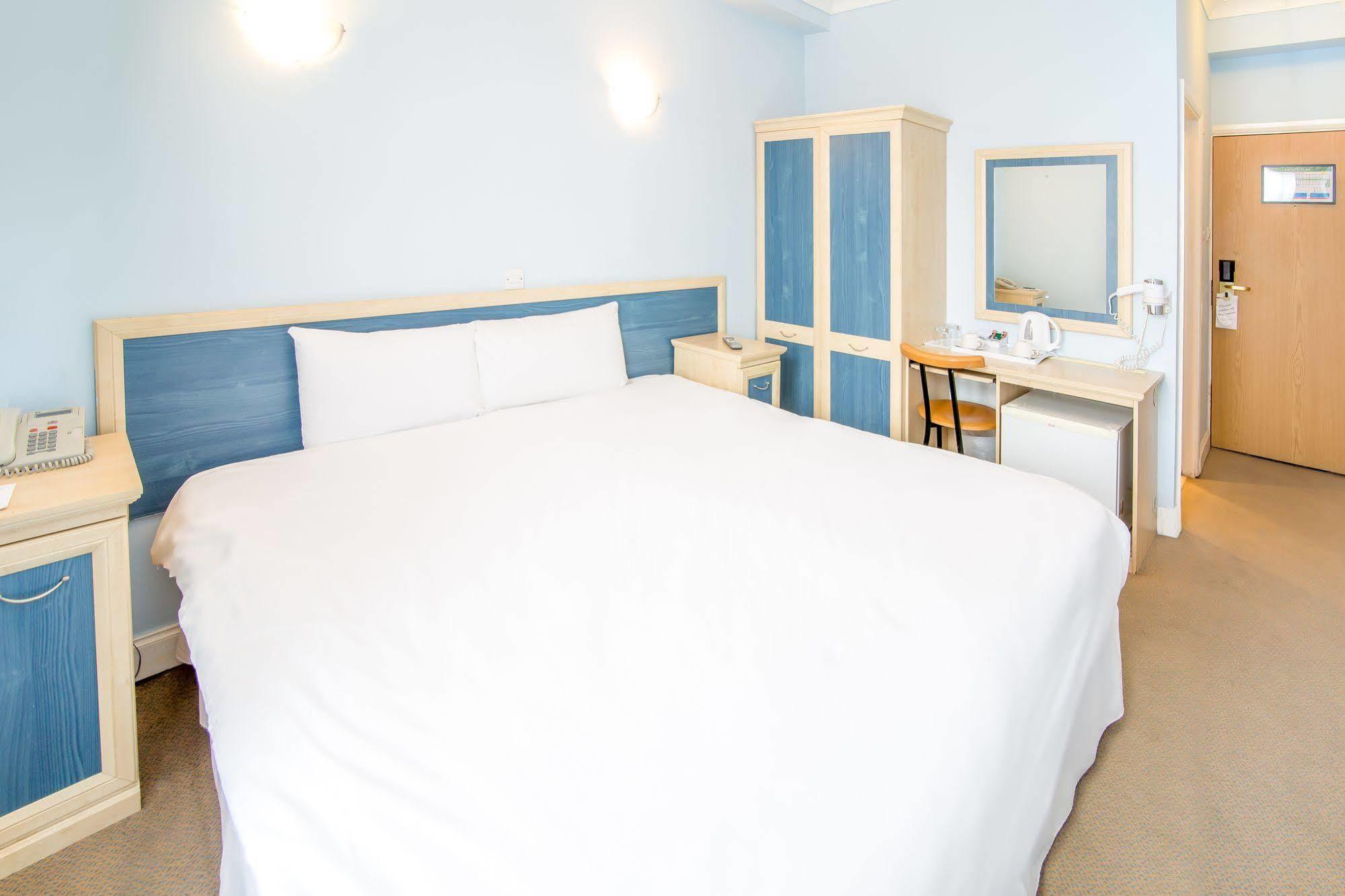 St Georgio Hostel Ίλφορντ Εξωτερικό φωτογραφία