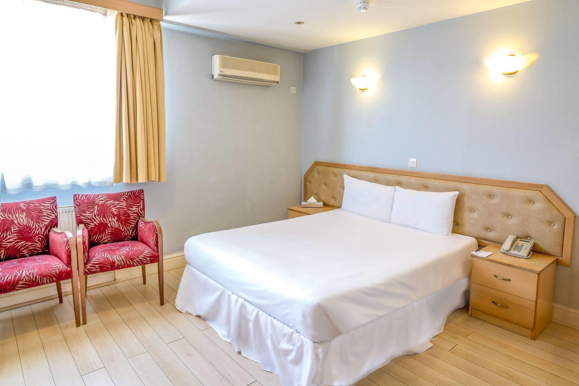St Georgio Hostel Ίλφορντ Εξωτερικό φωτογραφία